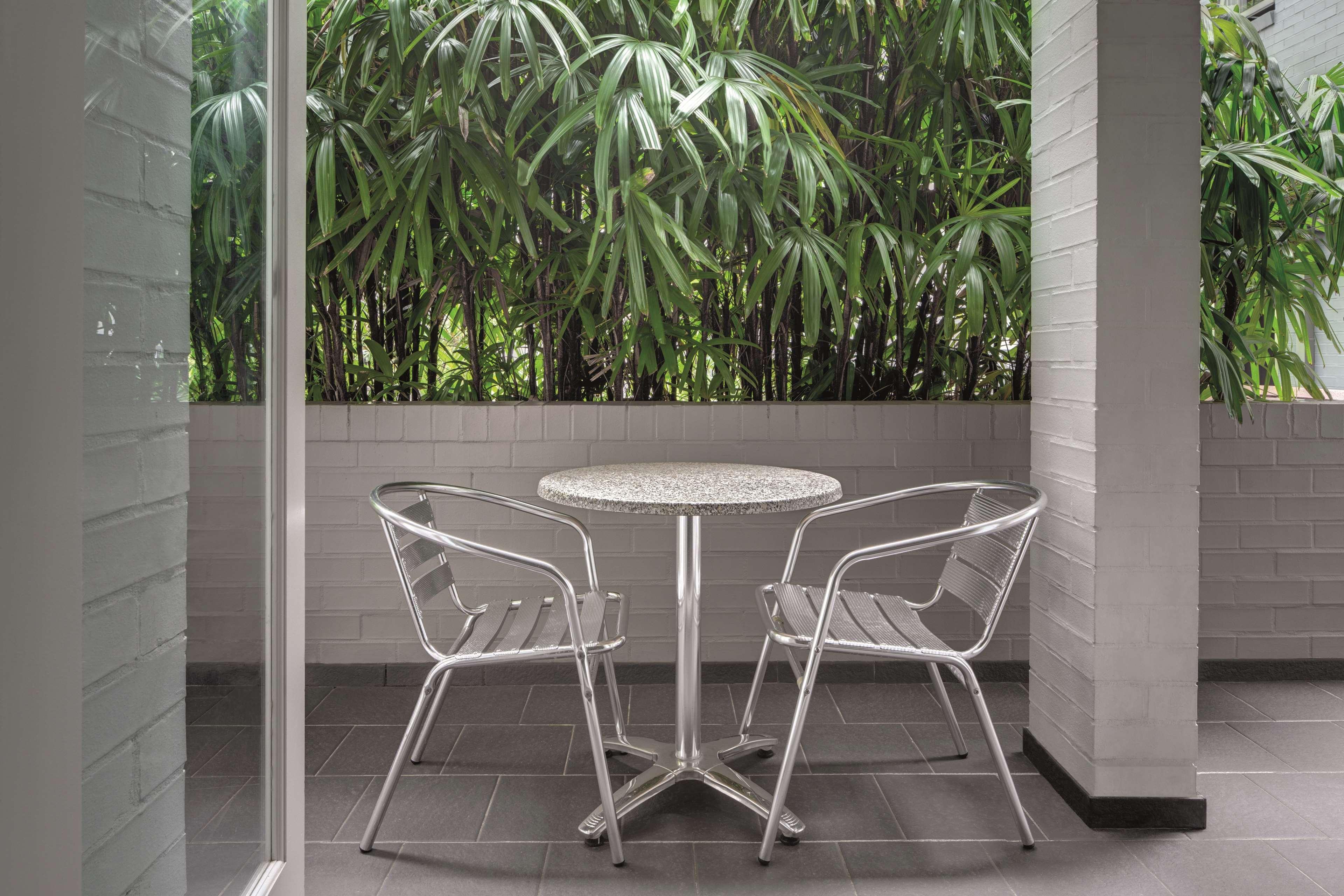 Adina Apartment Hotel Chippendale Sydney Exterior foto